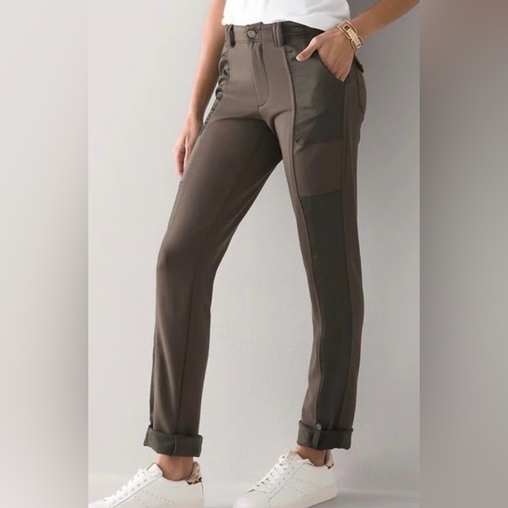 White House, black market, The straight crop size 12, gray utility pant satin